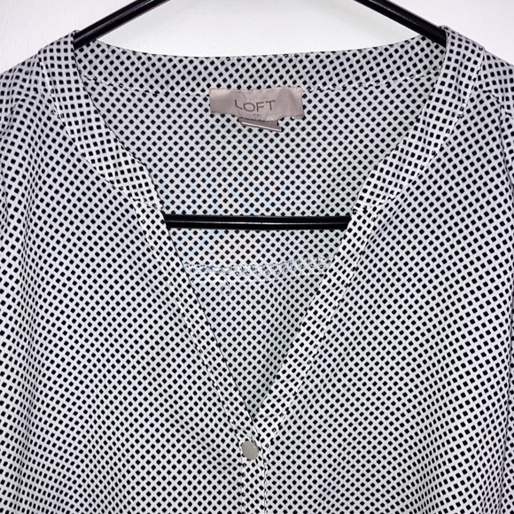 Loft Size S, White and black cap sleeve button down blouse - Picture 4 of 12